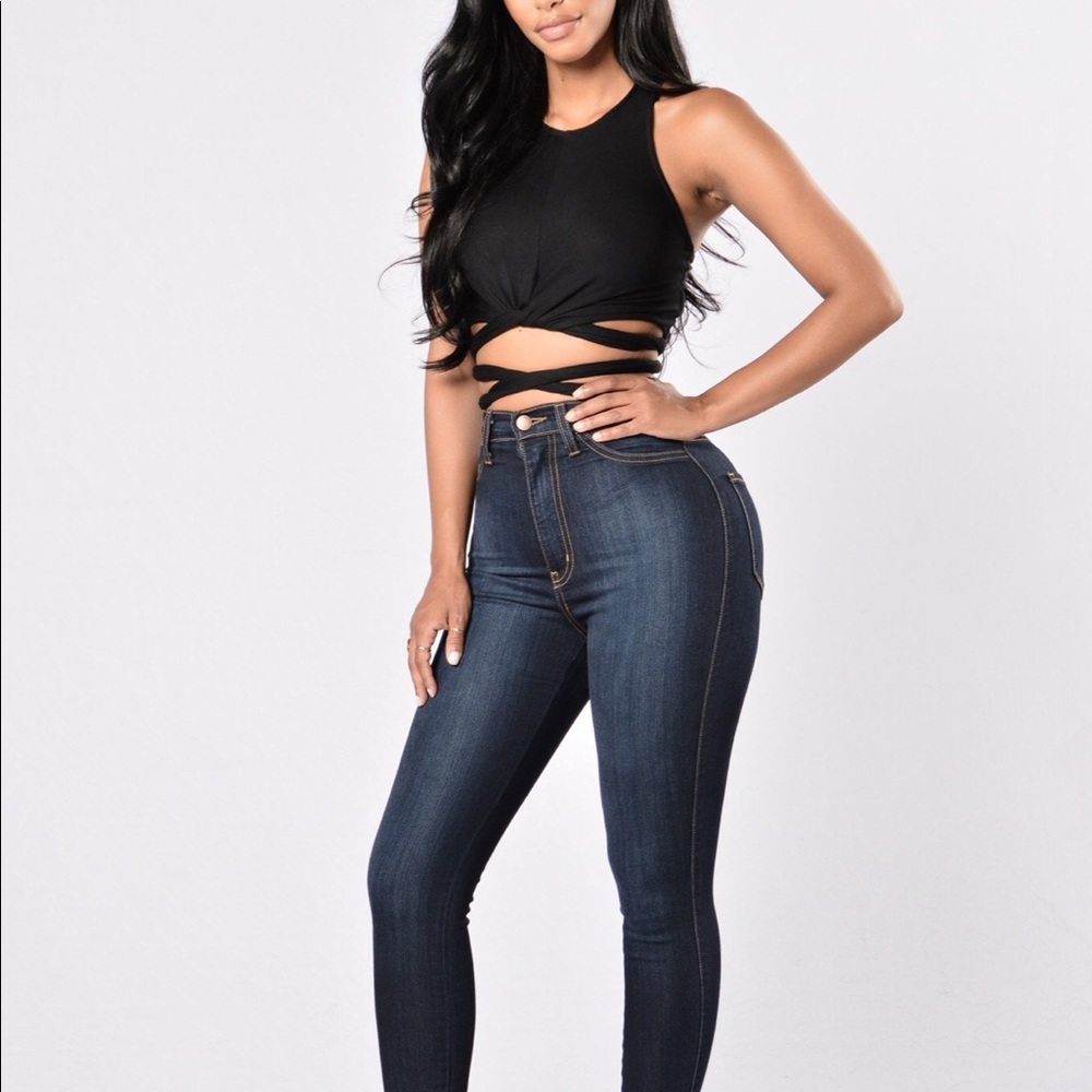 Fashion Nova’s “Wrap My Head Around It” Top